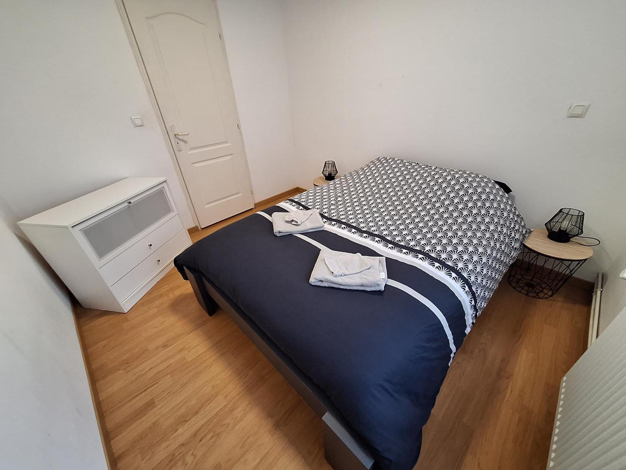 Le-Bon-Appart De Plain-Pied Avec Terrasse Auxonne Ngoại thất bức ảnh