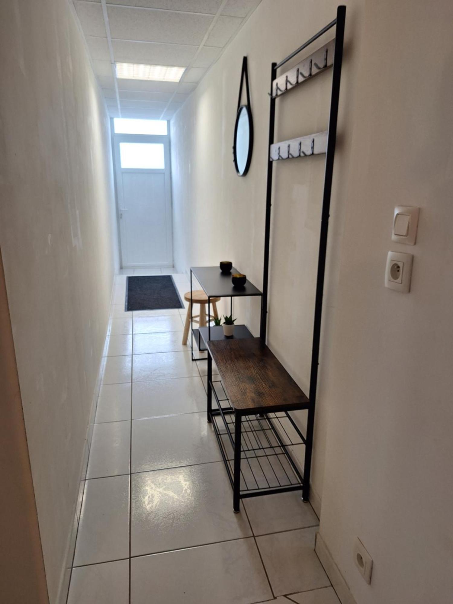 Le-Bon-Appart De Plain-Pied Avec Terrasse Auxonne Ngoại thất bức ảnh